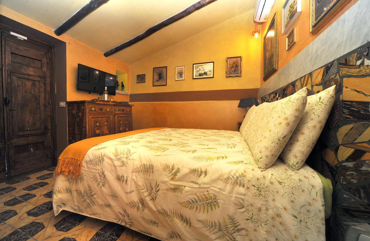 La Canonica Dei Fiori - Anna Fendi Country House Hotel Ronciglione  Eksteriør billede